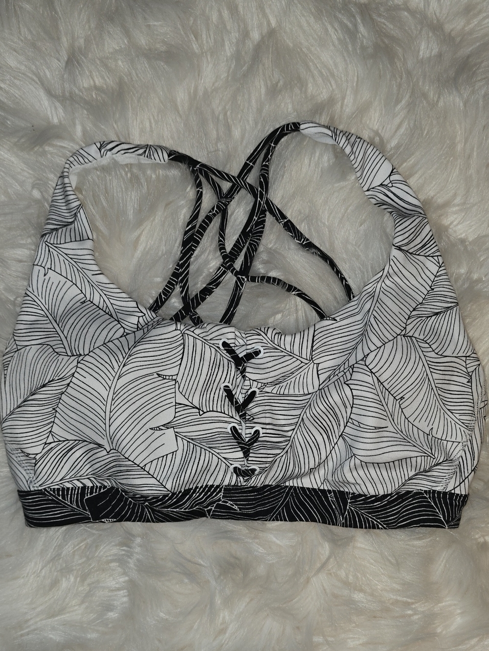 Victoria's Secret ON POINT Black & White Leaf-Print Strappy Sports Bra SIZE M